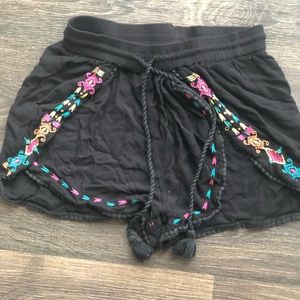 H&M Coachella collection shorts